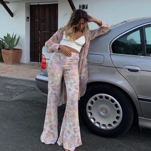 Flared floral trousers | Zara